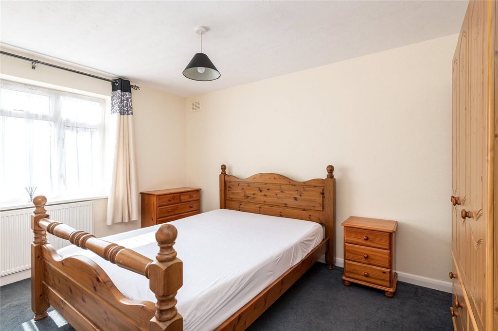 Property photo 2 of 13 Picture No. 04