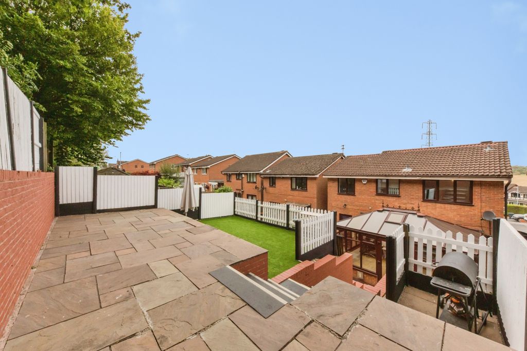 Property photo 2 of 20 Oy1A9997