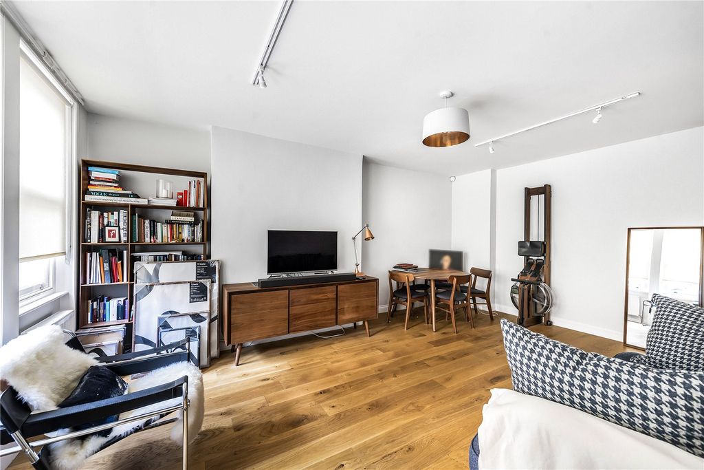 Property photo 3 of 9 Picture No. 09