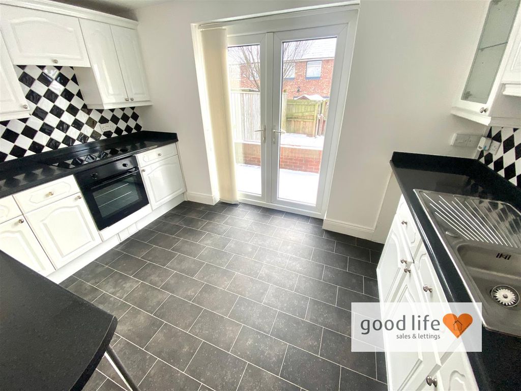 Property photo 3 of 13 20260106_110307876_Ios95Gleneagles.Jpg