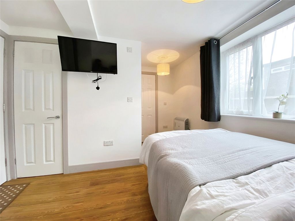 Property photo 3 of 4 Picture No. 03