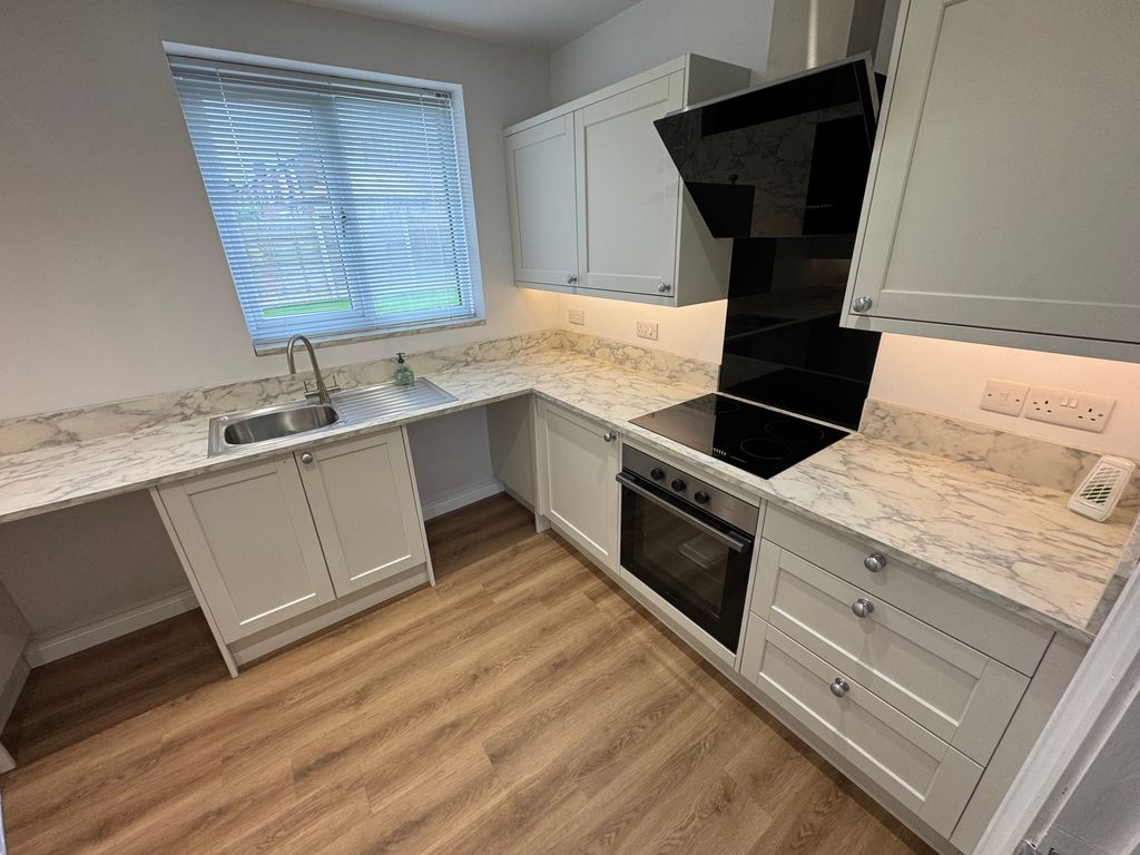 Property photo 3 of 17 Img_3607