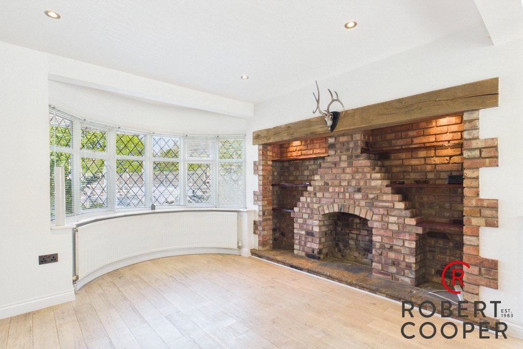 Property photo 2 of 15 Picture No. 10