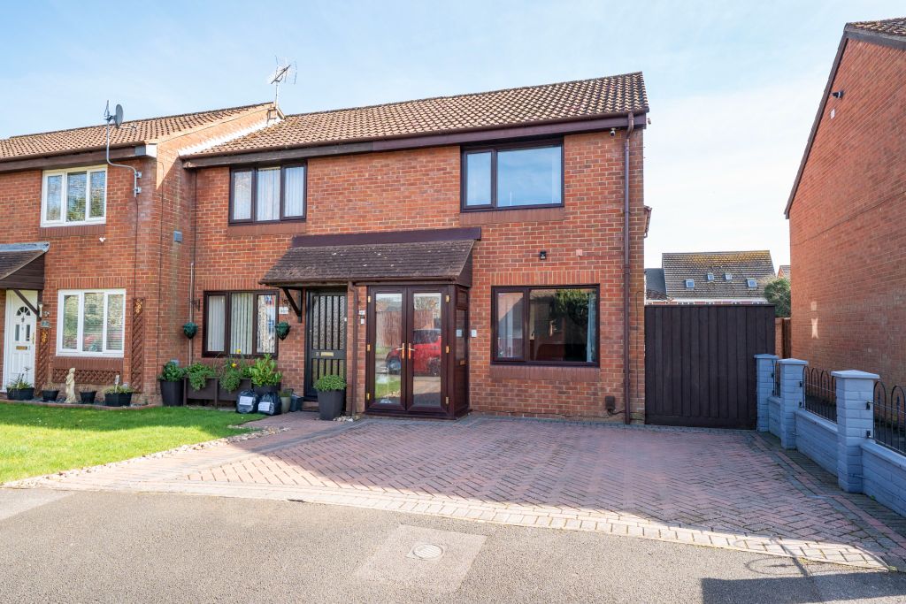 Property photo 1 of 23