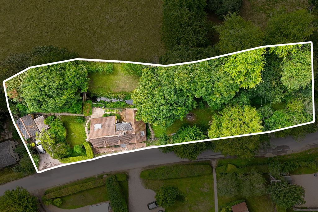 Property photo 3 of 28