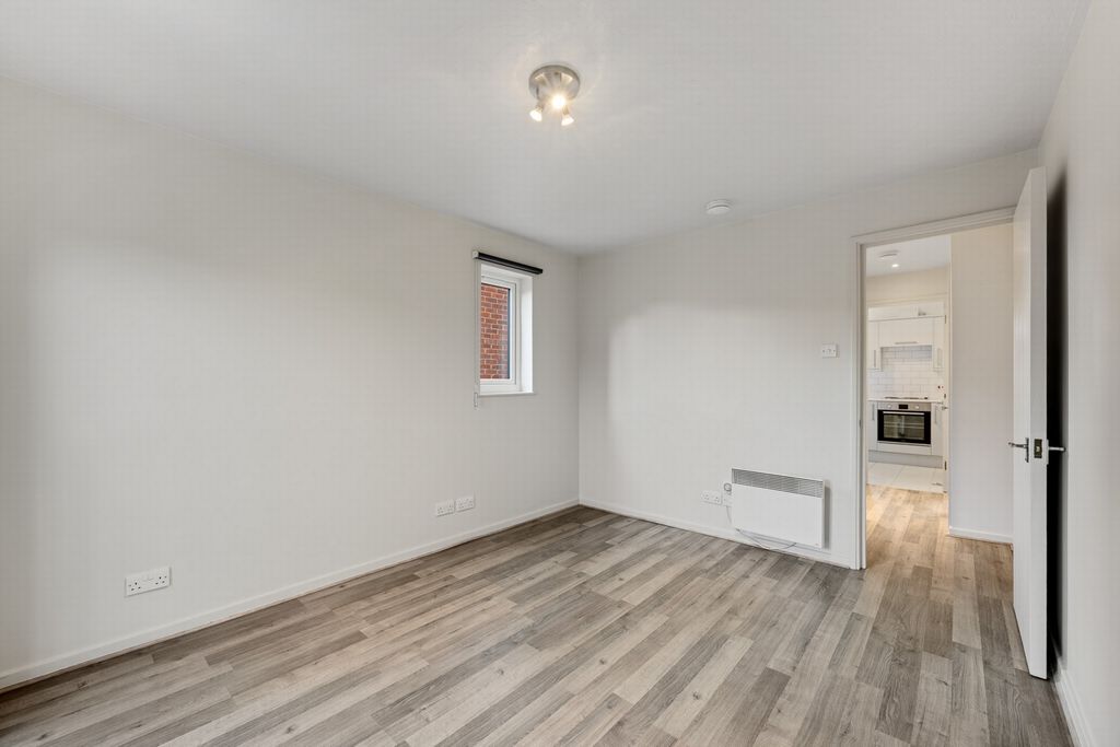 Property photo 3 of 9 Photo 2