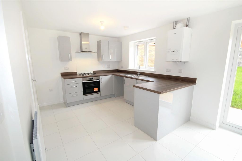 Property photo 2 of 16 Img_6121-2.Gif