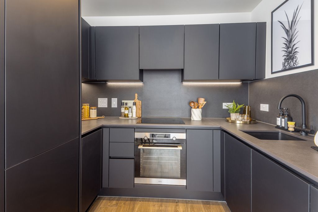 Property photo 3 of 6 Kitchen Photo - Fenton Apartments