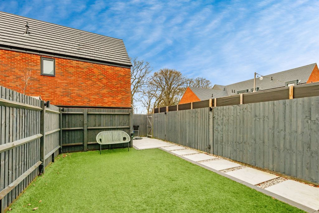 Property photo 3 of 17