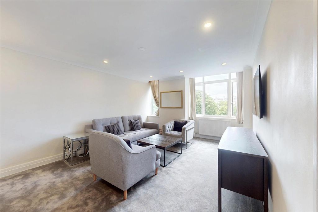 Property photo 2 of 14 Reception Room