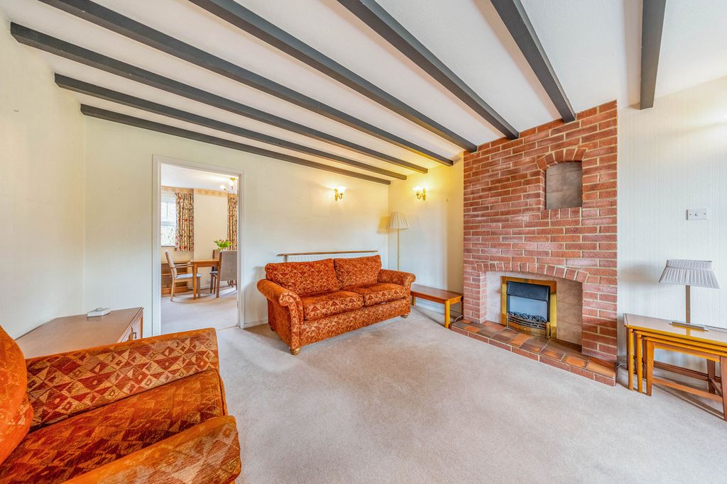 Property photo 3 of 14