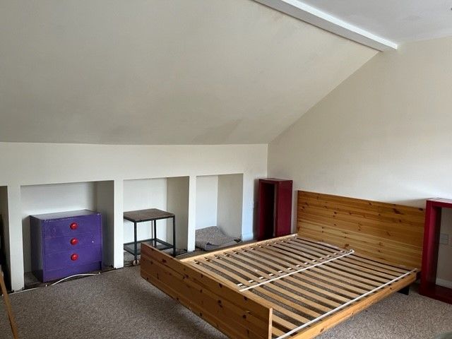 Property photo 2 of 3