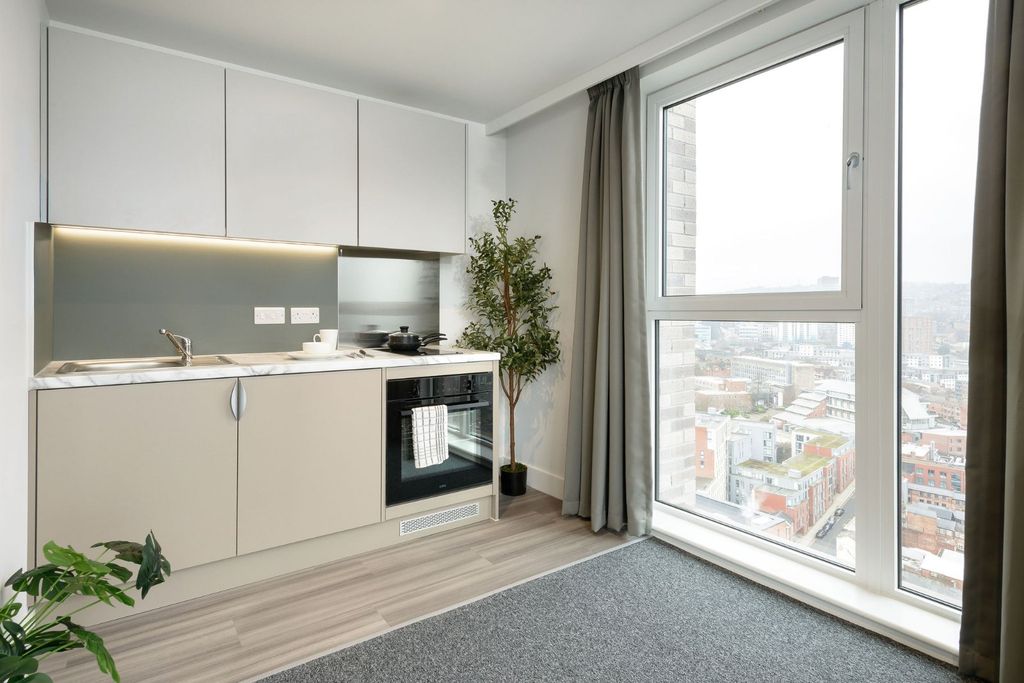 Property photo 1 of 12 Picture No. 06