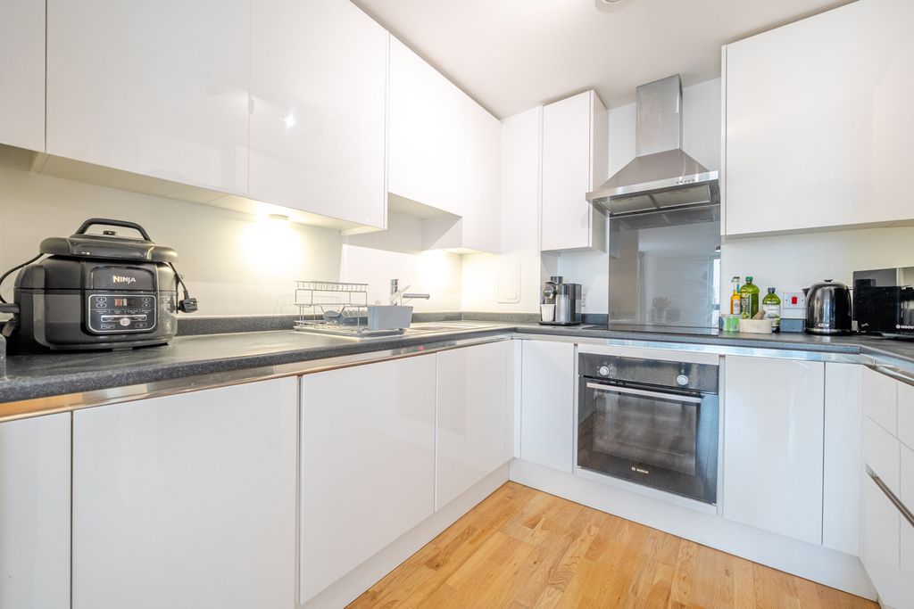 Property photo 2 of 21 Kitchen