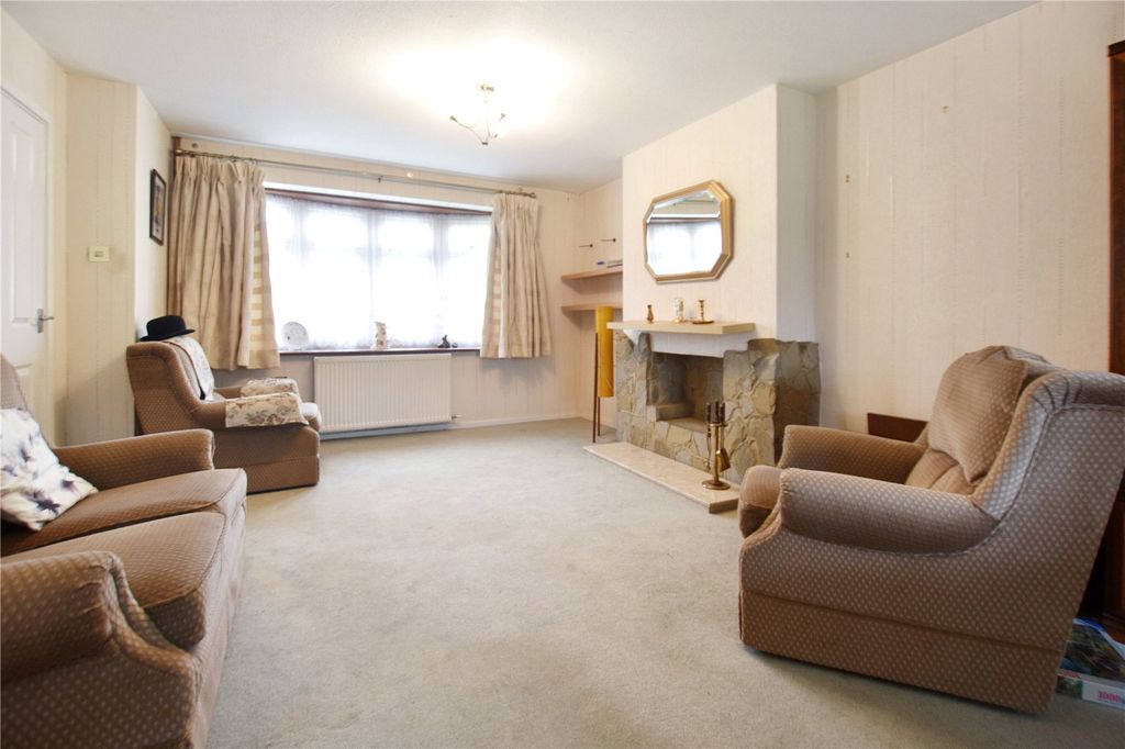 Property photo 3 of 13 Living Room