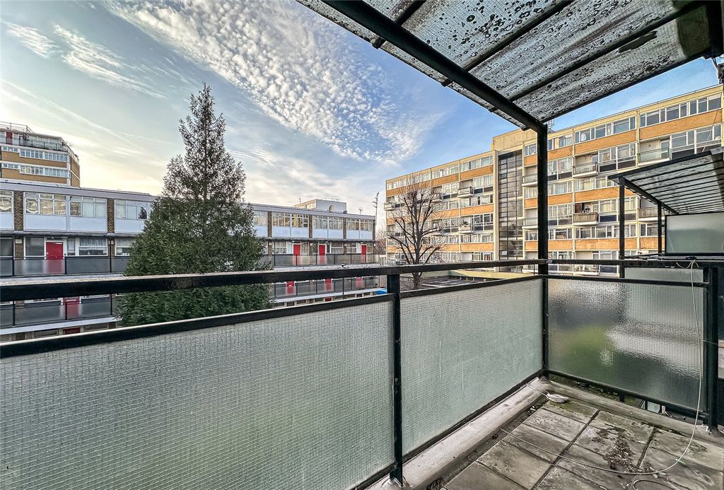 Property photo 3 of 5 Picture No. 08