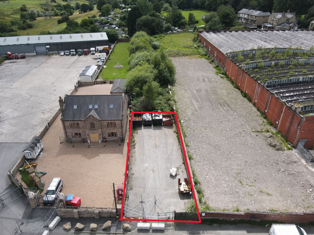 Property photo 1 of 2