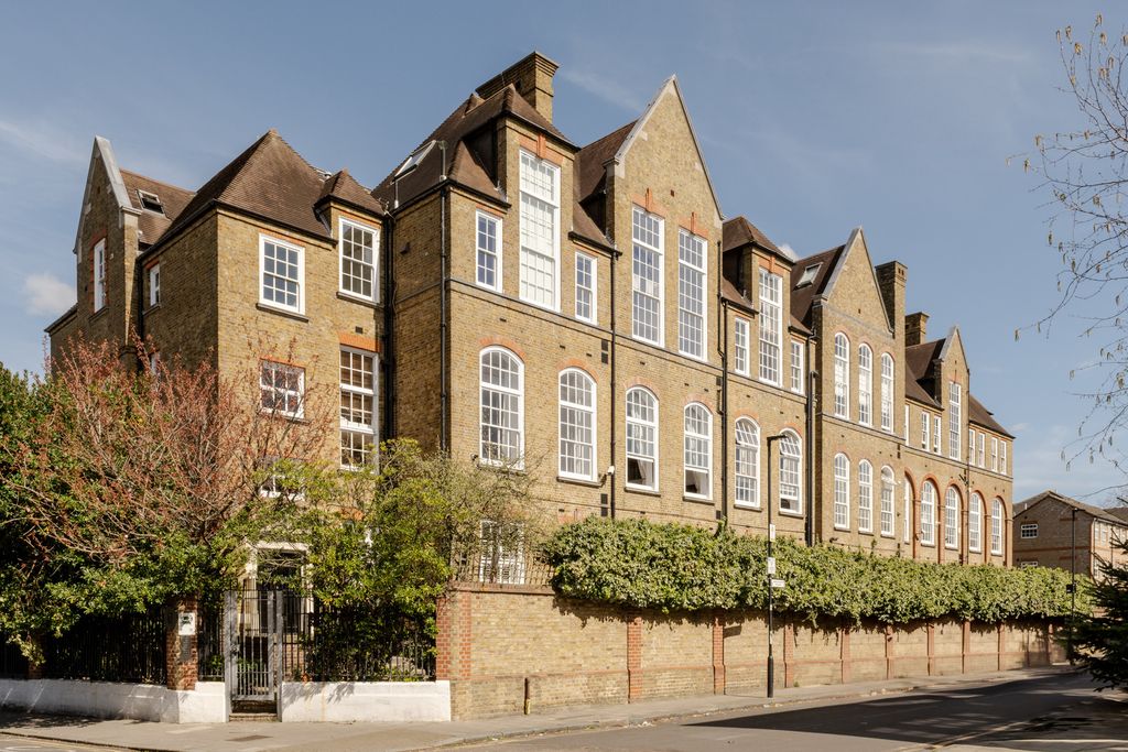 Property photo 2 of 25 272937 - 20250331-Park-Lofts_Lyham-Rd-60_Hi_Res.Jpg