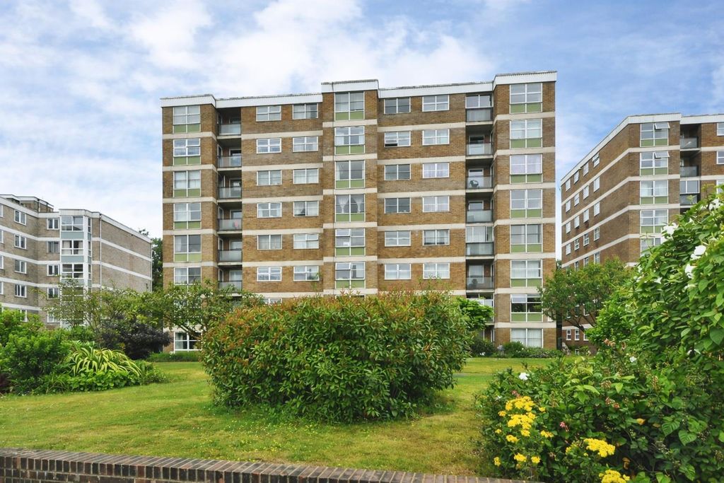 Property photo 1 of 8 Front.Png