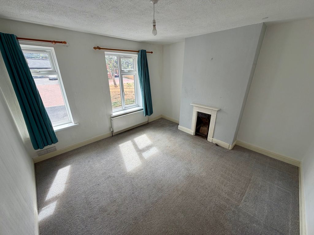 Property photo 3 of 9 Image
