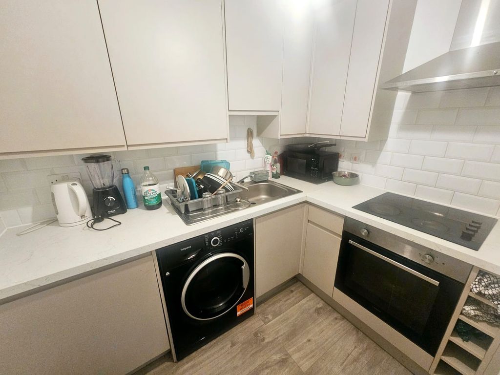 Property photo 1 of 7 Image
