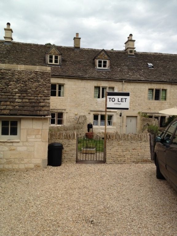 Property photo 2 of 3