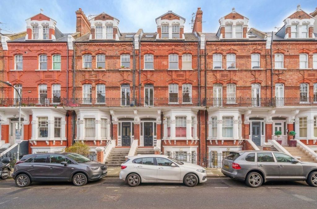 Property photo 1 of 7