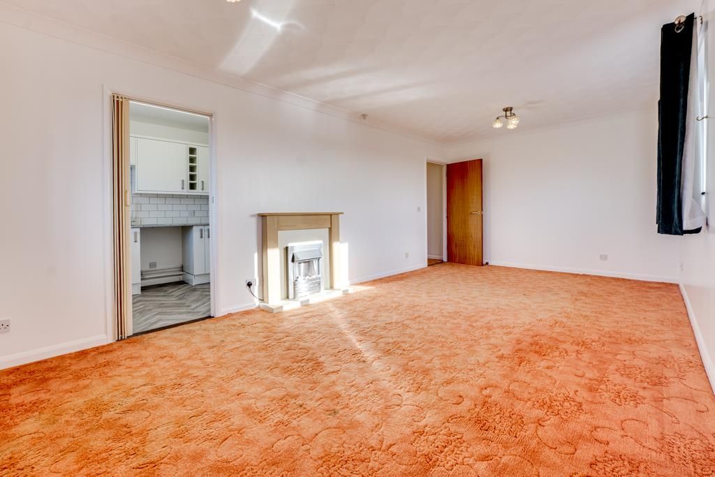 Property photo 3 of 16 Flat 24 Cleaver Court, Kettering-6.Jpg