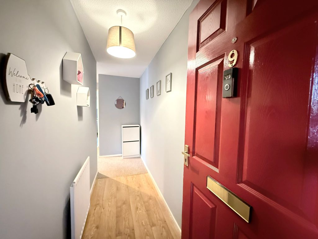 Property photo 2 of 20
