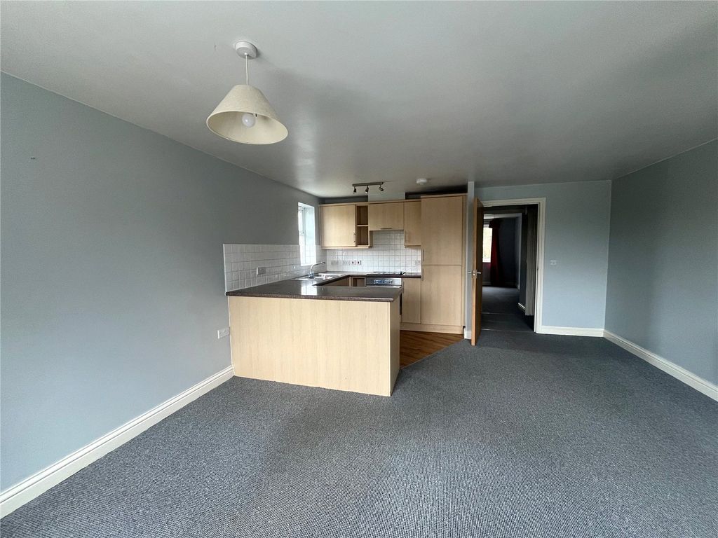 Property photo 2 of 15 Picture No. 35