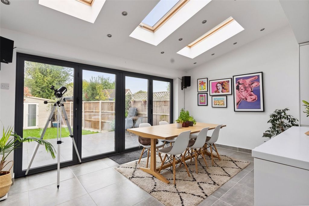 Property photo 3 of 10 Picture No. 11