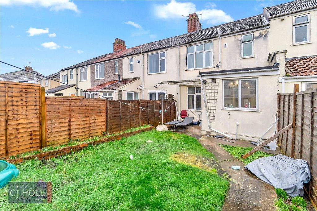 Property photo 3 of 14 Picture No. 06