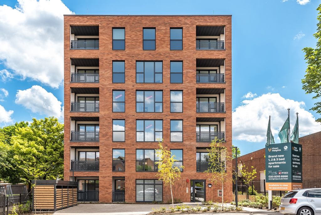 Property photo 1 of 7 External