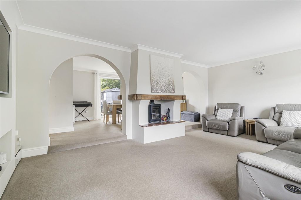 Property photo 2 of 22 25_59181.Jpg