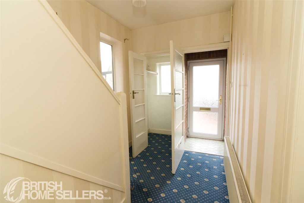 Property photo 2 of 26 Picture No. 23