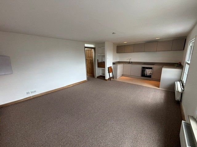 Property photo 3 of 11 Living Room