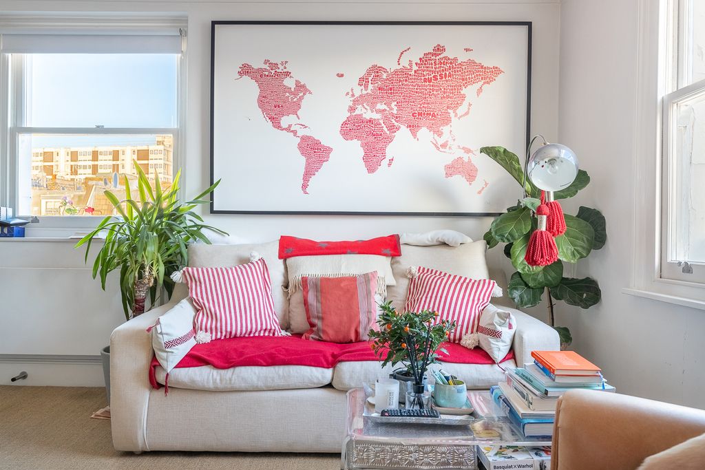 Property photo 3 of 11 Picture 3