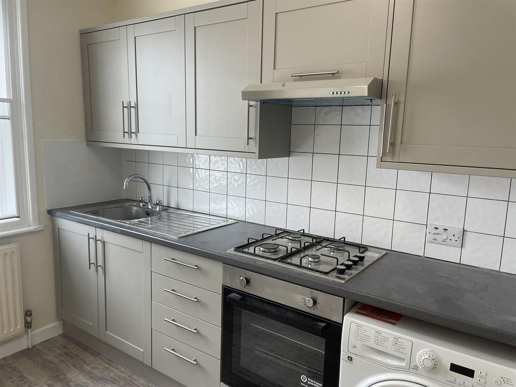 Property photo 3 of 10 Img_8374.Jpeg