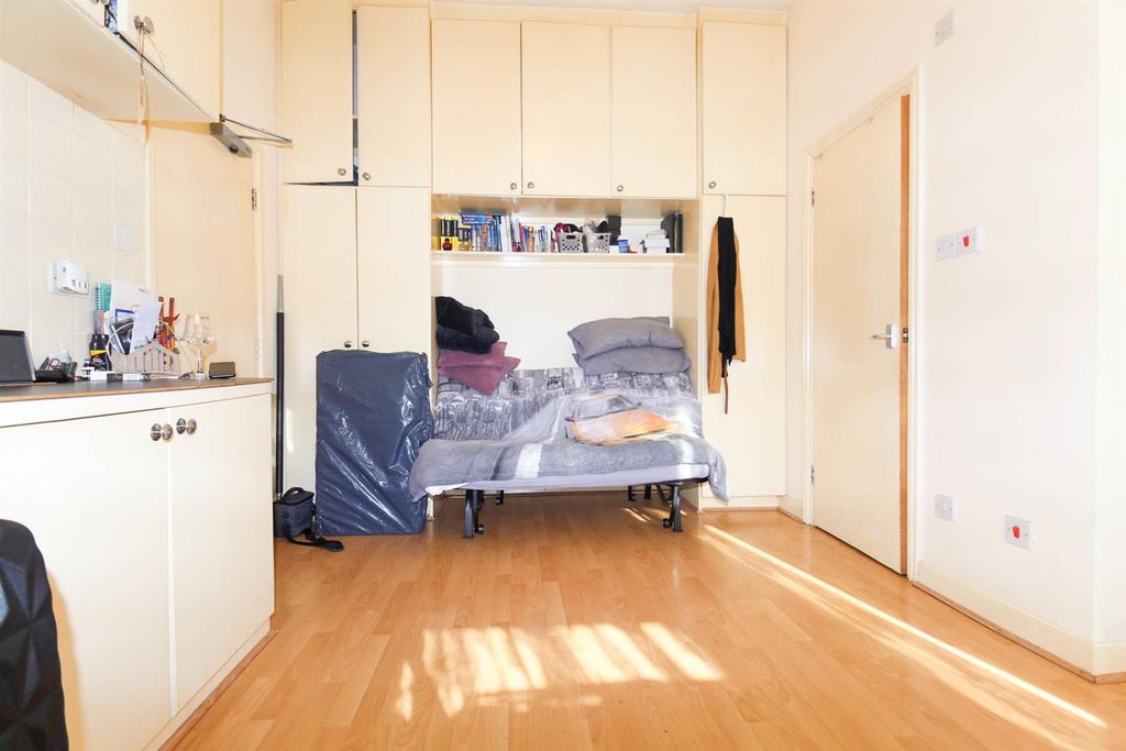 Property photo 2 of 6 Img_1631.Jpg