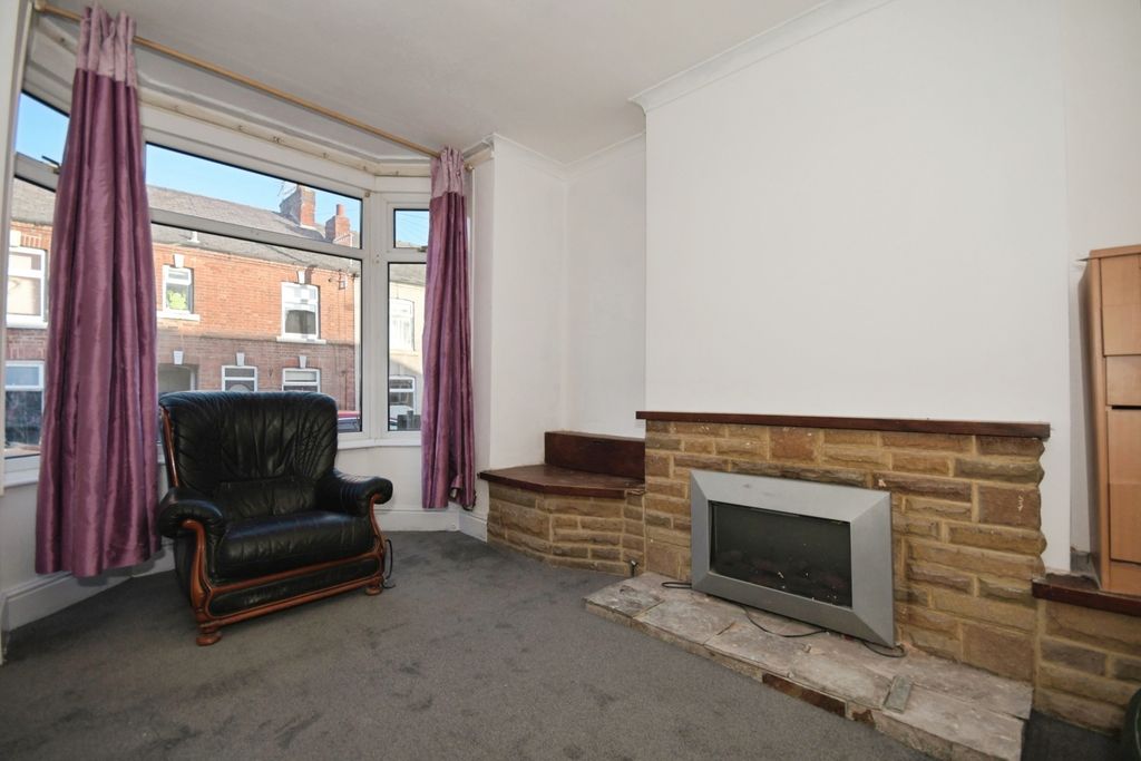 Property photo 3 of 16 Pbox-Img.Jpg