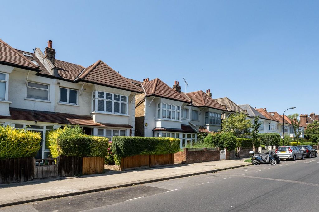 Property photo 1 of 9 Street View .Jpg
