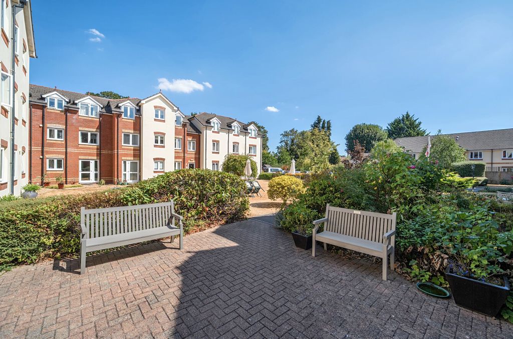 Property photo 2 of 15 1512999-6-1A038c6...