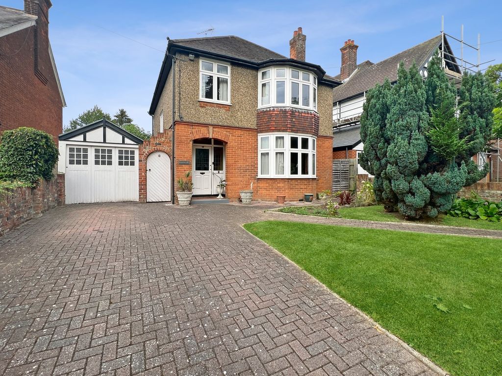Property photo 1 of 24