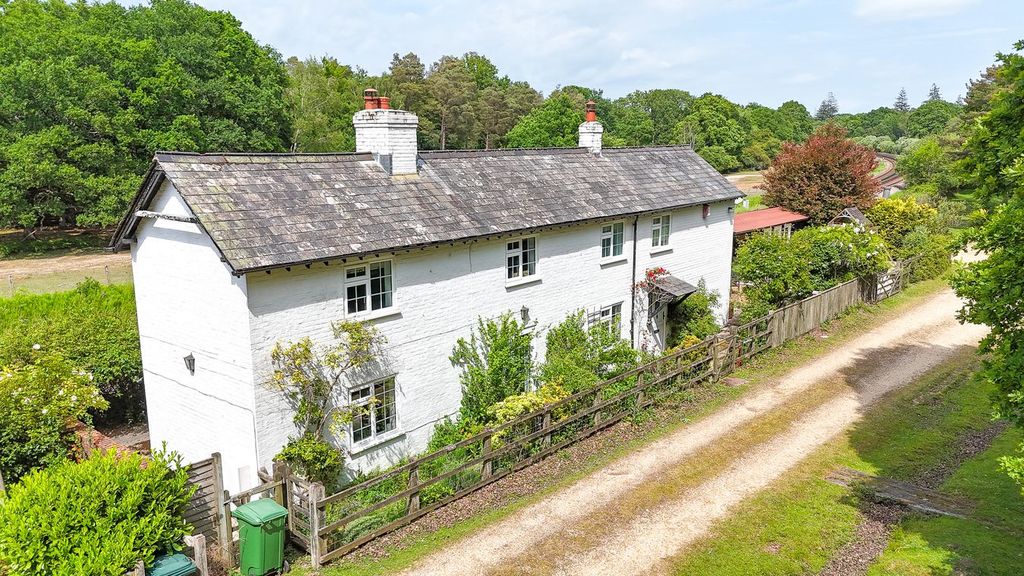 Property photo 1 of 14