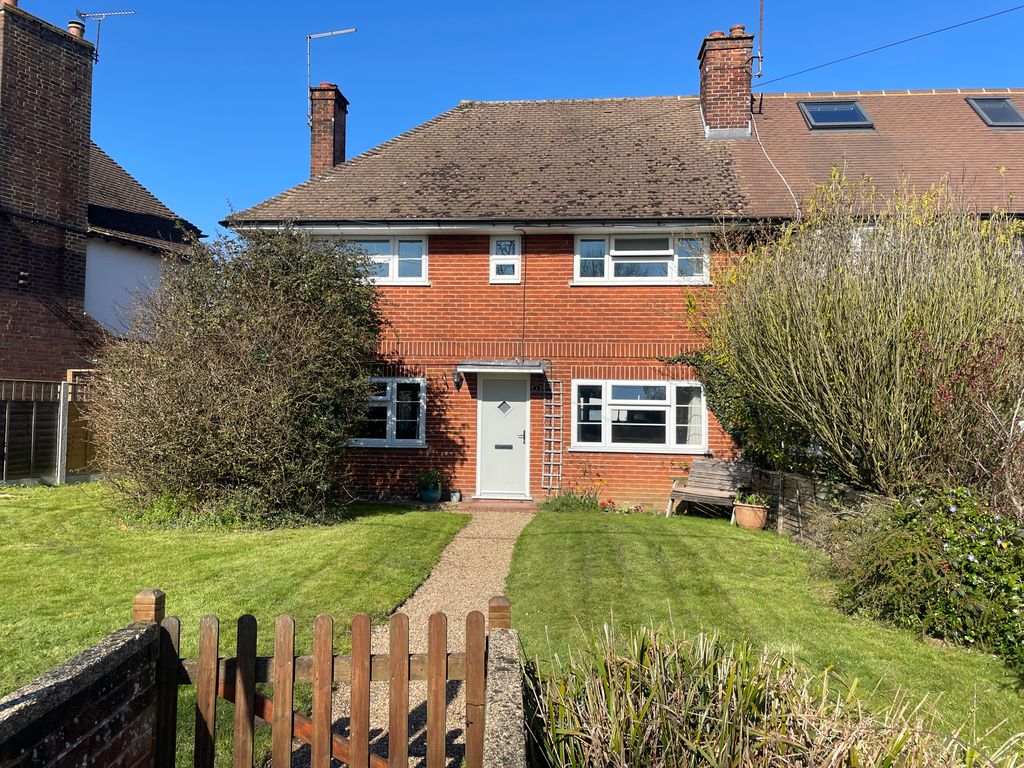 Property photo 1 of 32