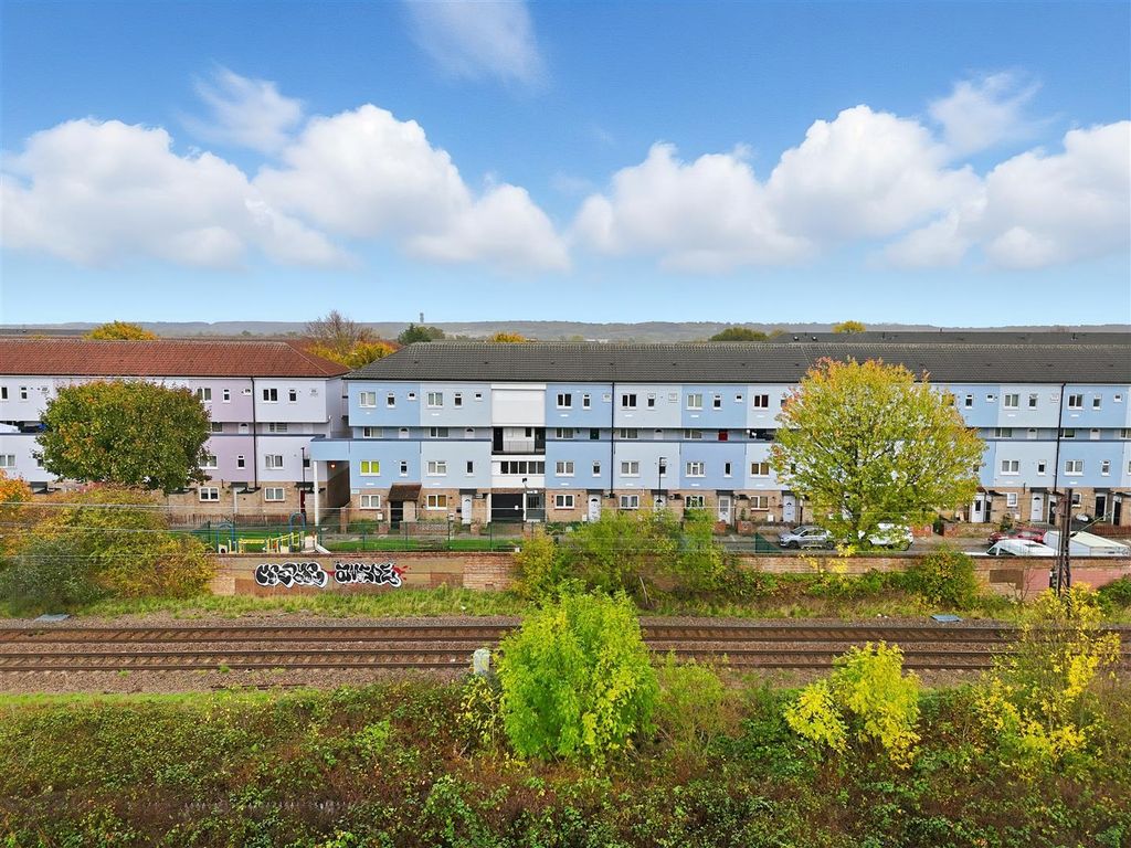 Property photo 3 of 18 Dji_20250616041952_0417_D.Jpg