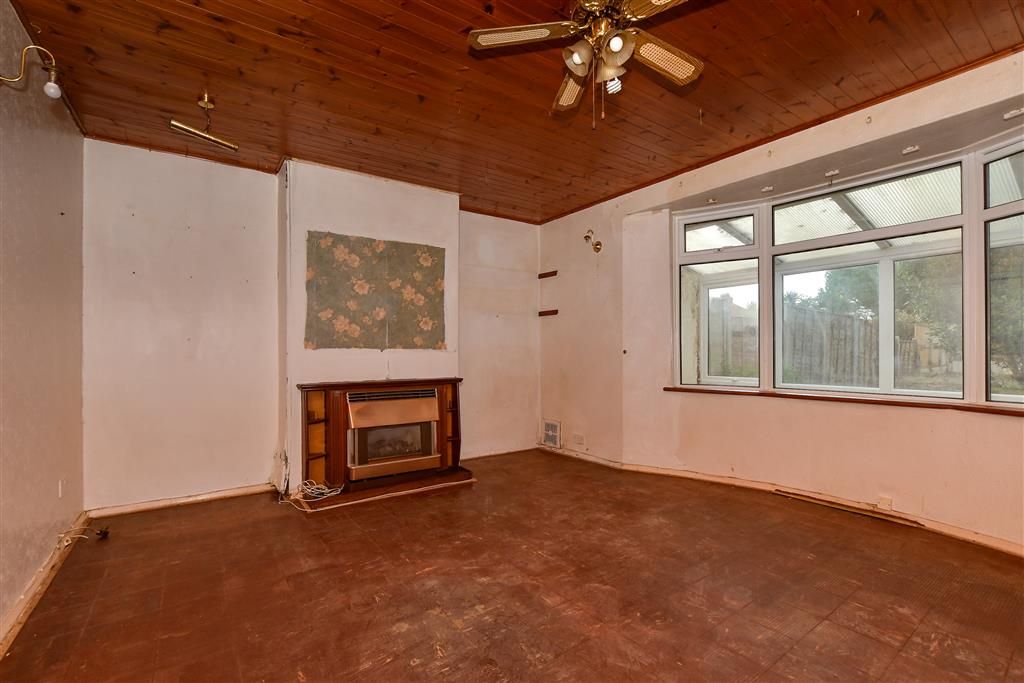 Property photo 1 of 12 Lounge/Diner