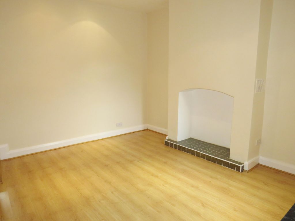 Property photo 3 of 9 Dining Room