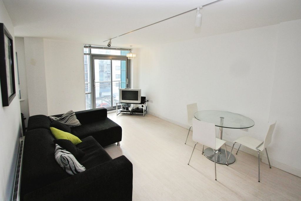 Property photo 2 of 7 Picture No. 09