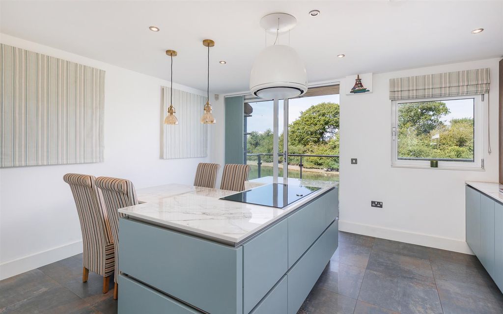 Property photo 1 of 28 5.Jpg
